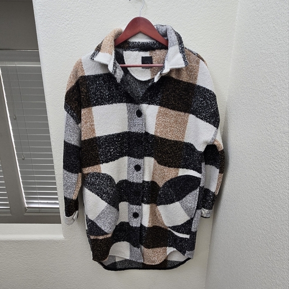 RDI Plaid Teddy Coat Shacket - Picture 3 of 9